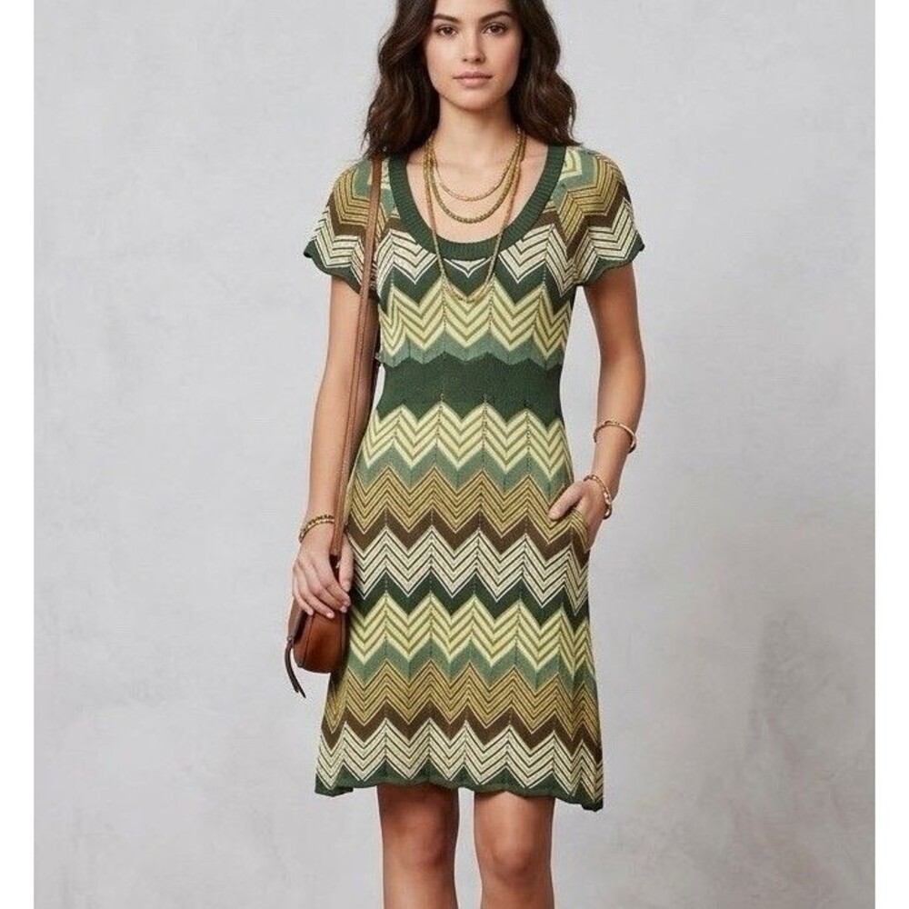BCBGMAXAZRIA Silk Blend Chevron Knit Dress M Green Zigzag Y2K Boho Retro Missoni